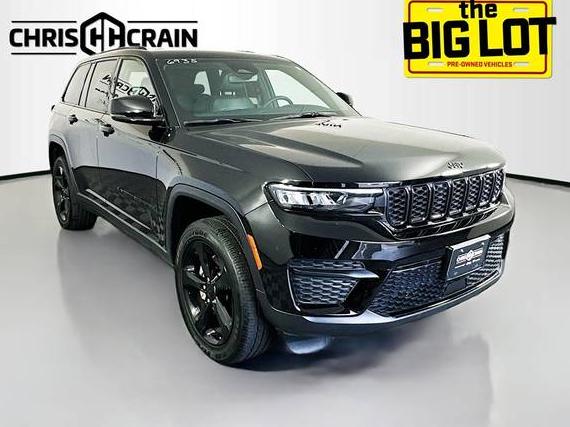 JEEP GRAND CHEROKEE 2023 1C4RJHAG6PC556935 image